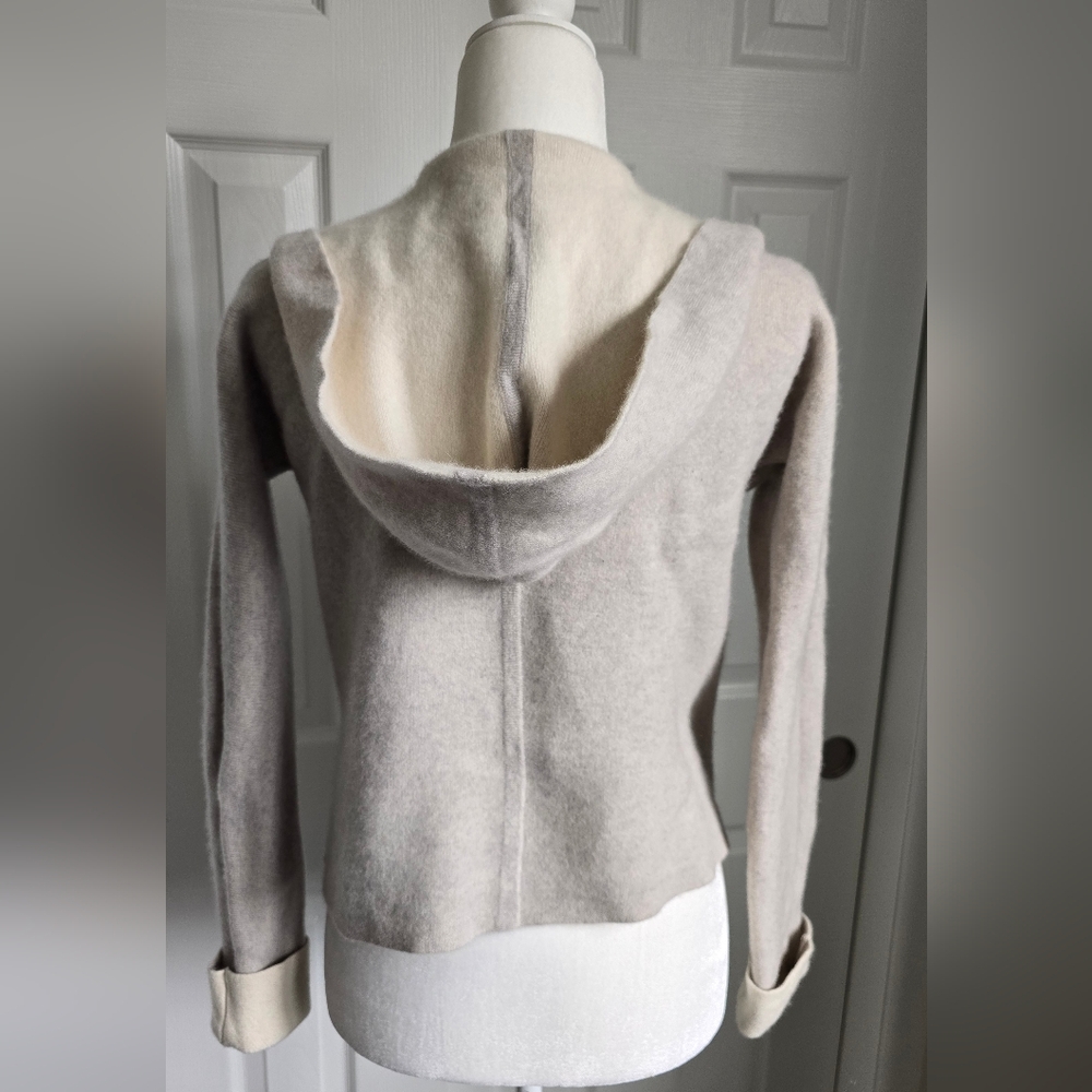 Tahari Cashmere Cream and Gray Open Front Cardigan Sz. Small - Picture 3 of 11